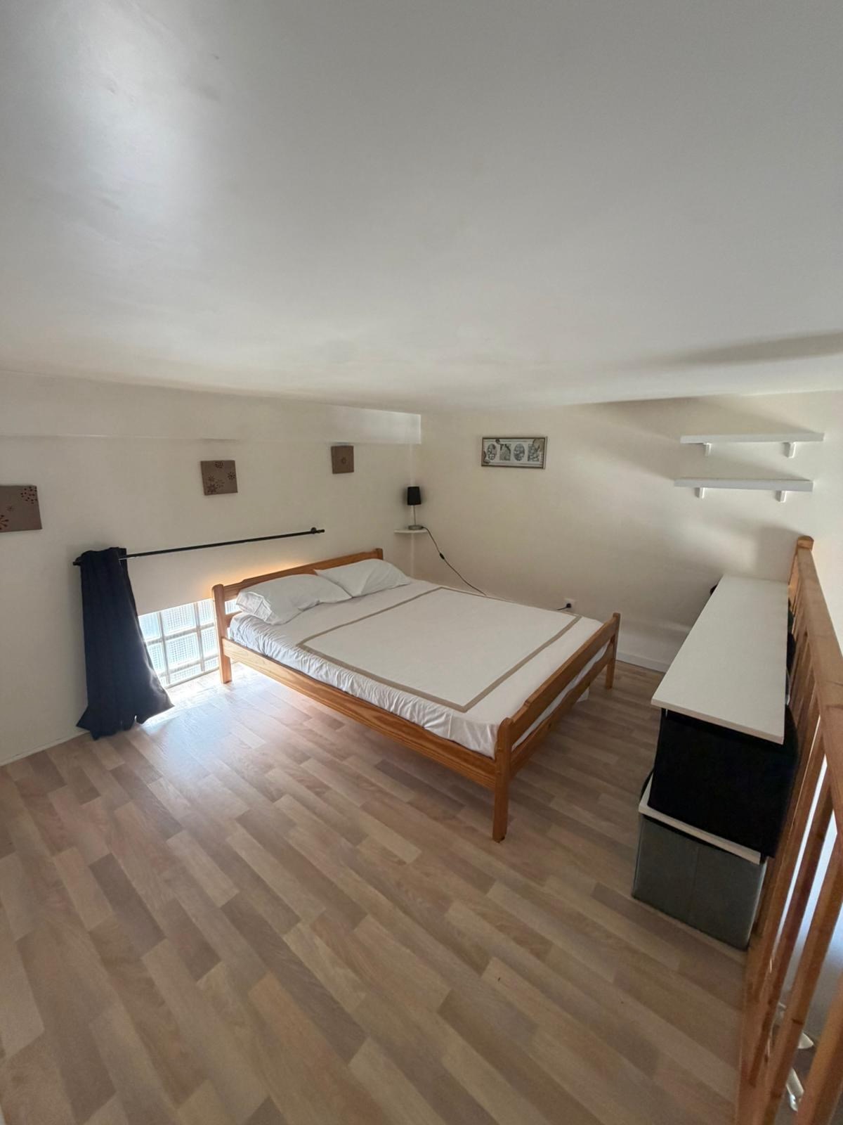 Chambre en mezzanine du Cocon du Centre